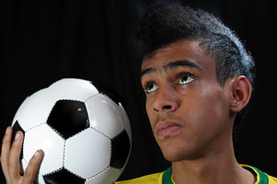 开云体育官网登入-替补球员爆发如何激活球队整体竞争力，替补球员任何时候上场  第2张